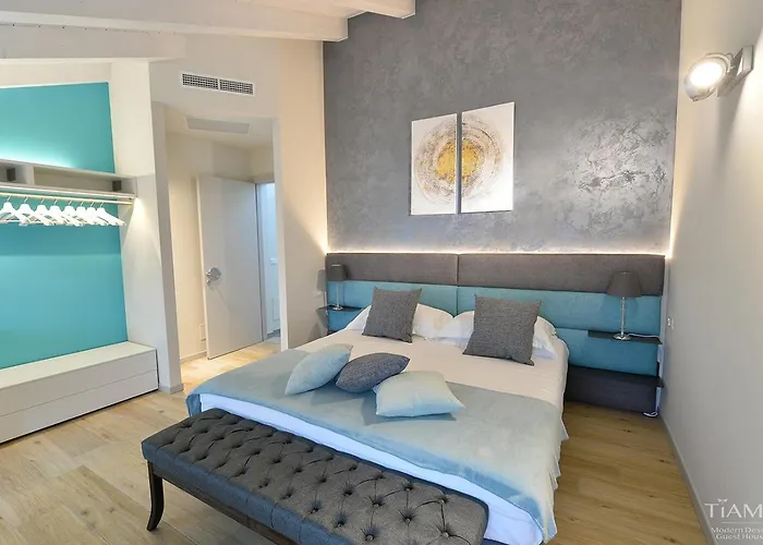 Tiamo Modern Design Guest House